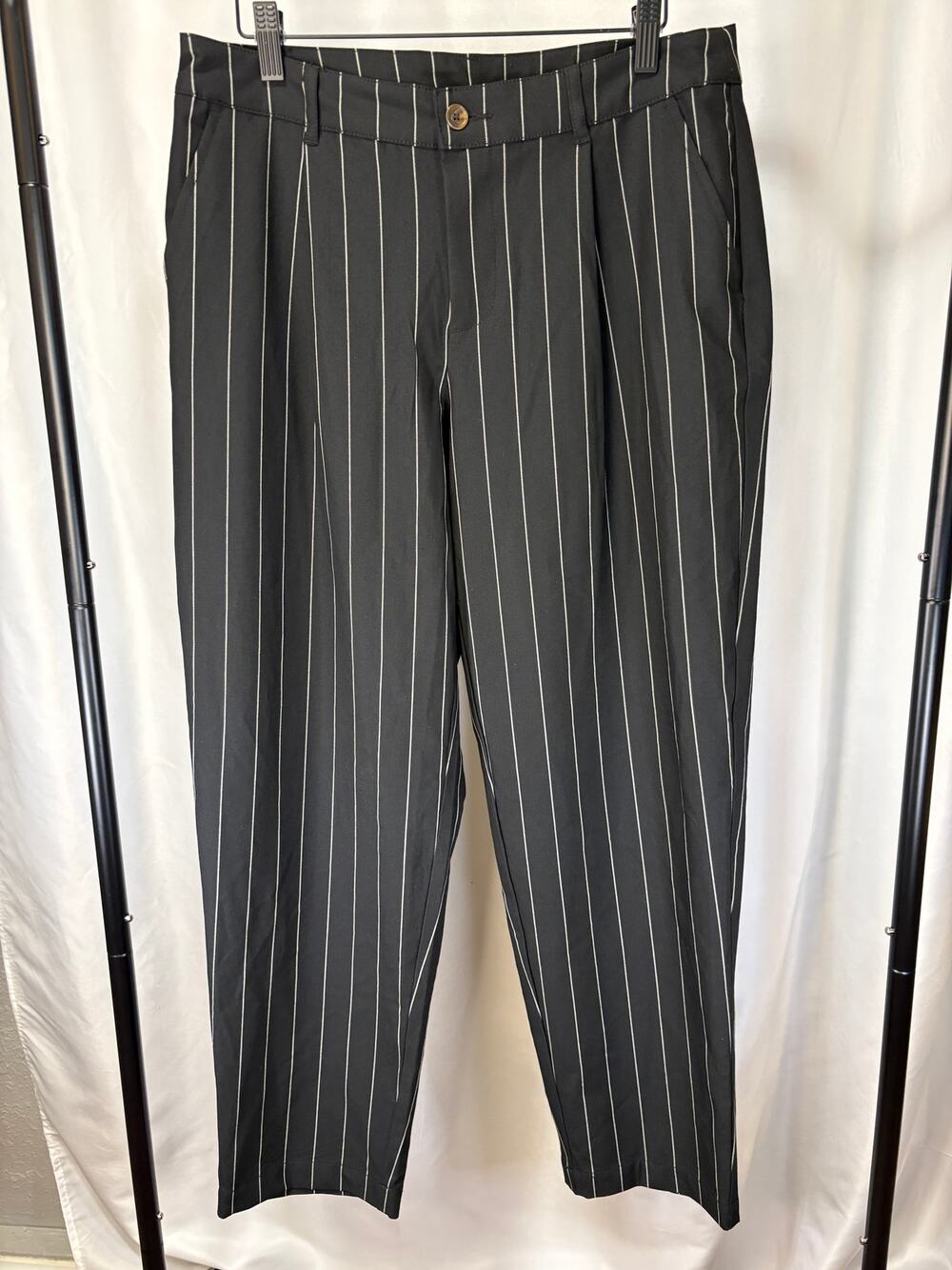 Future Collective Kahlana Barfield Brown Pants Women’s 8 Black Pinstripe Trouser